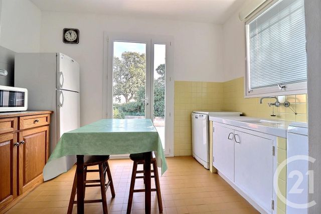 Afficher la photo en grand maison à vendre - 4 pièces - 95.87 m2 - AGAY - 83 - PROVENCE-ALPES-COTE-D-AZUR - Century 21 Sud Habitat