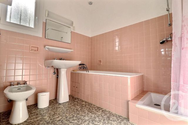 Afficher la photo en grand maison à vendre - 4 pièces - 95.87 m2 - AGAY - 83 - PROVENCE-ALPES-COTE-D-AZUR - Century 21 Sud Habitat
