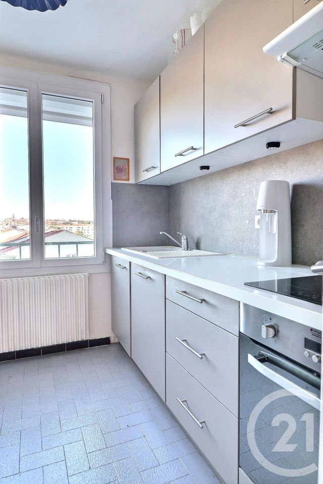 Afficher la photo en grand Appartement T3 à vendre - 3 pièces - 67.18 m2 - FREJUS - 83 - PROVENCE-ALPES-COTE-D-AZUR - Century 21 Sud Habitat