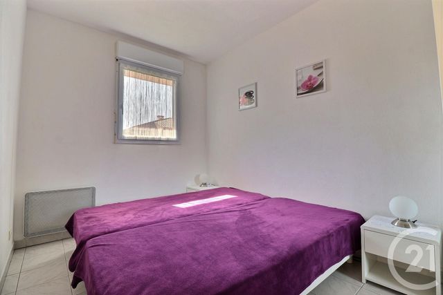 Afficher la photo en grand Appartement T2 à vendre - 2 pièces - 31.0 m2 - FREJUS - 83 - PROVENCE-ALPES-COTE-D-AZUR - Century 21 Sud Habitat