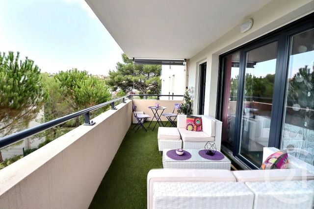 Afficher la photo en grand Appartement T2 à vendre - 2 pièces - 54.05 m2 - ST RAPHAEL - 83 - PROVENCE-ALPES-COTE-D-AZUR - Century 21 Sud Habitat