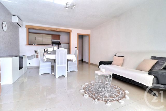 Afficher la photo en grand Appartement T3 à vendre - 3 pièces - 57.0 m2 - FREJUS - 83 - PROVENCE-ALPES-COTE-D-AZUR - Century 21 Sud Habitat