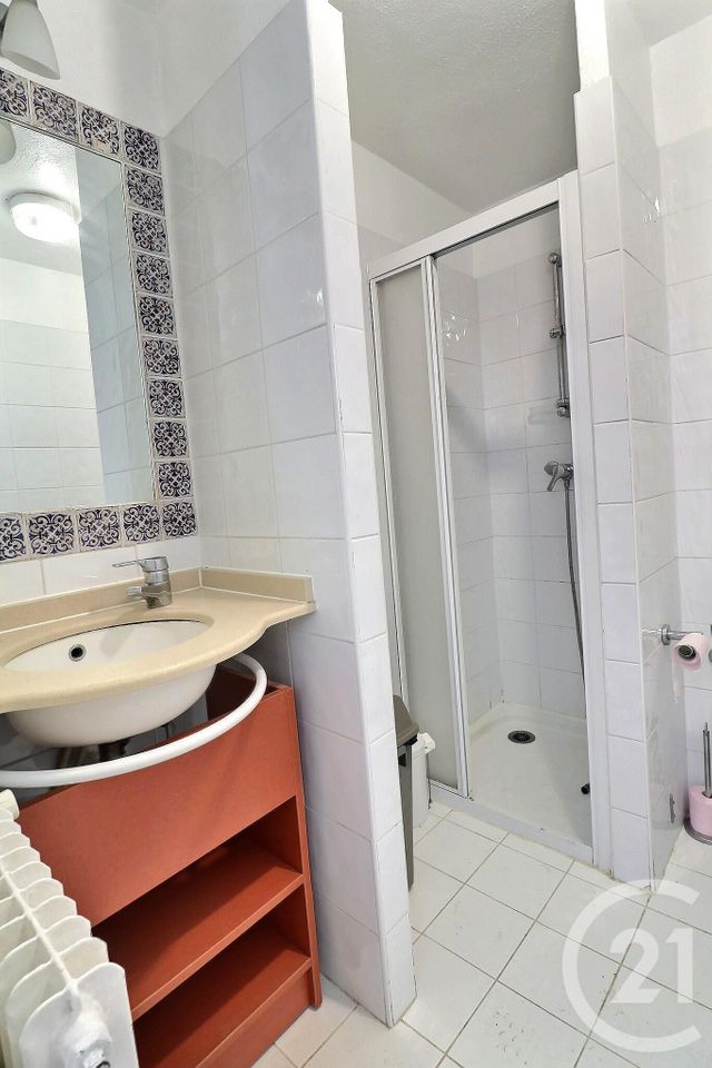 Afficher la photo en grand Appartement F1 à vendre - 1 pièce - 18.97 m2 - ST RAPHAEL - 83 - PROVENCE-ALPES-COTE-D-AZUR - Century 21 Sud Habitat