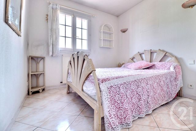 Afficher la photo en grand maison à vendre - 4 pièces - 110.0 m2 - FREJUS - 83 - PROVENCE-ALPES-COTE-D-AZUR - Century 21 Sud Habitat