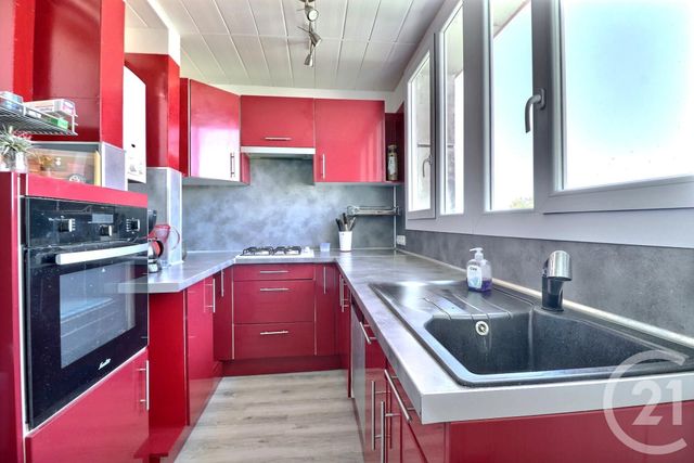 Afficher la photo en grand appartement à vendre - 5 pièces - 86.47 m2 - FREJUS - 83 - PROVENCE-ALPES-COTE-D-AZUR - Century 21 Sud Habitat