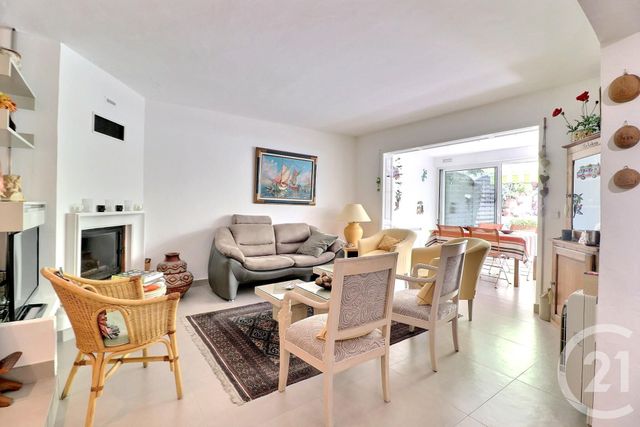 Afficher la photo en grand maison à vendre - 4 pièces - 112.72 m2 - FREJUS - 83 - PROVENCE-ALPES-COTE-D-AZUR - Century 21 Sud Habitat