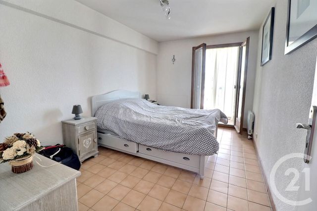 Afficher la photo en grand Appartement T3 à vendre - 4 pièces - 73.1 m2 - FREJUS - 83 - PROVENCE-ALPES-COTE-D-AZUR - Century 21 Sud Habitat