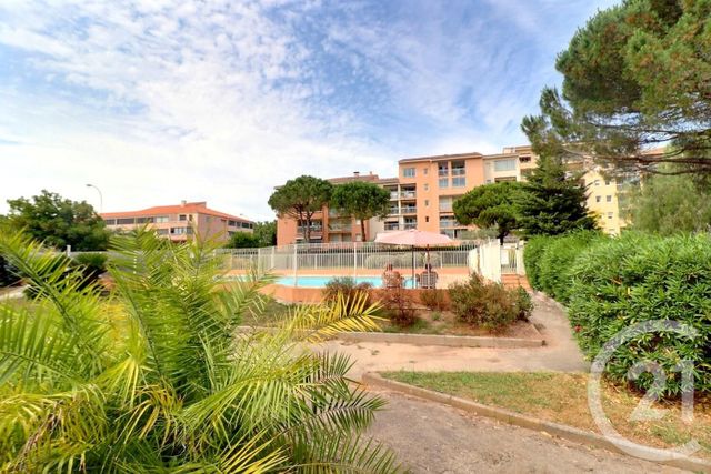 Afficher la photo en grand Appartement T3 à vendre - 4 pièces - 73.1 m2 - FREJUS - 83 - PROVENCE-ALPES-COTE-D-AZUR - Century 21 Sud Habitat