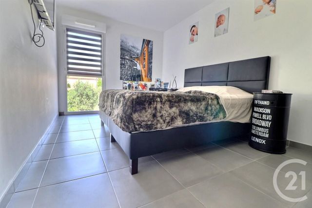 Appartement T3 à vendre - 3 pièces - 74.04 m2 - ST RAPHAEL - 83 - PROVENCE-ALPES-COTE-D-AZUR - Century 21 Sud Habitat Appartement T3 à vendre - 3 pièces - 74.04 m2 - ST RAPHAEL - 83 - PROVENCE-ALPES-COTE-D-AZUR - Century 21 Sud Habitat