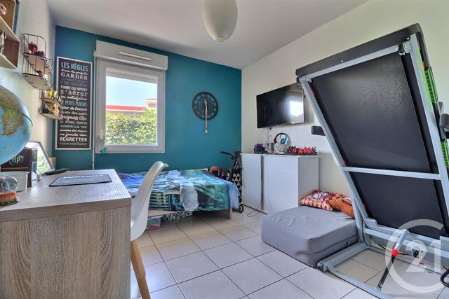 Appartement T3 à vendre - 3 pièces - 65.67 m2 - FREJUS - 83 - PROVENCE-ALPES-COTE-D-AZUR - Century 21 Sud Habitat Appartement T3 à vendre - 3 pièces - 65.67 m2 - FREJUS - 83 - PROVENCE-ALPES-COTE-D-AZUR - Century 21 Sud Habitat