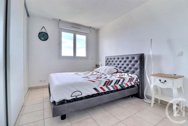 Appartement T3 à vendre - 3 pièces - 80.8 m2 - ST RAPHAEL - 83 - PROVENCE-ALPES-COTE-D-AZUR - Century 21 Sud Habitat Appartement T3 à vendre - 3 pièces - 80.8 m2 - ST RAPHAEL - 83 - PROVENCE-ALPES-COTE-D-AZUR - Century 21 Sud Habitat