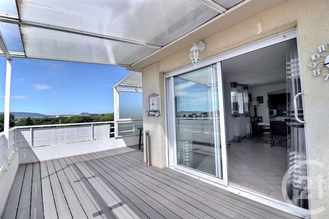 Appartement T3 à vendre - 3 pièces - 80.8 m2 - ST RAPHAEL - 83 - PROVENCE-ALPES-COTE-D-AZUR - Century 21 Sud Habitat Appartement T3 à vendre - 3 pièces - 80.8 m2 - ST RAPHAEL - 83 - PROVENCE-ALPES-COTE-D-AZUR - Century 21 Sud Habitat