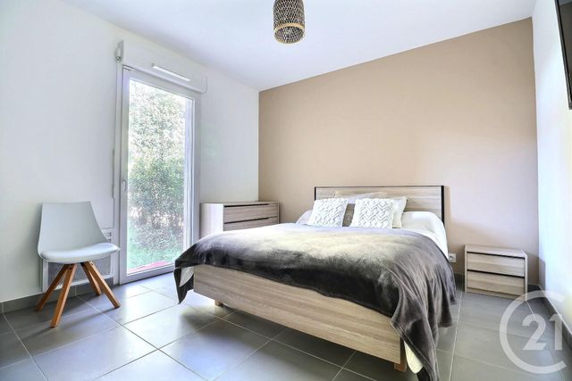 Appartement F2 à vendre - 3 pièces - 75.27 m2 - FREJUS - 83 - PROVENCE-ALPES-COTE-D-AZUR - Century 21 Sud Habitat Appartement F2 à vendre - 3 pièces - 75.27 m2 - FREJUS - 83 - PROVENCE-ALPES-COTE-D-AZUR - Century 21 Sud Habitat