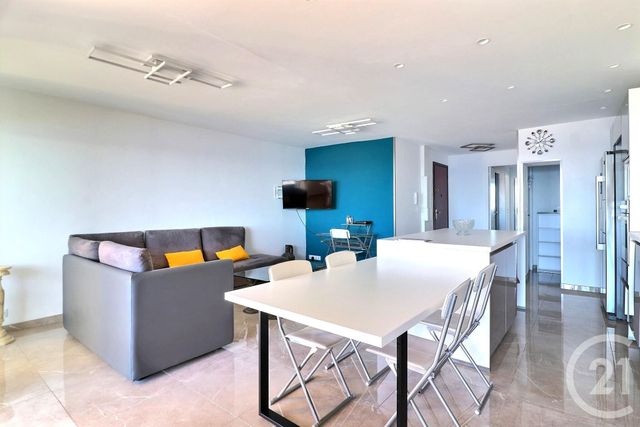 Appartement T3 à vendre - 3 pièces - 71.26 m2 - FREJUS - 83 - PROVENCE-ALPES-COTE-D-AZUR - Century 21 Sud Habitat Appartement T3 à vendre - 3 pièces - 71.26 m2 - FREJUS - 83 - PROVENCE-ALPES-COTE-D-AZUR - Century 21 Sud Habitat
