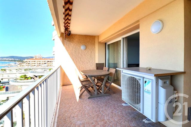 Appartement T3 à vendre - 3 pièces - 71.26 m2 - FREJUS - 83 - PROVENCE-ALPES-COTE-D-AZUR - Century 21 Sud Habitat Appartement T3 à vendre - 3 pièces - 71.26 m2 - FREJUS - 83 - PROVENCE-ALPES-COTE-D-AZUR - Century 21 Sud Habitat