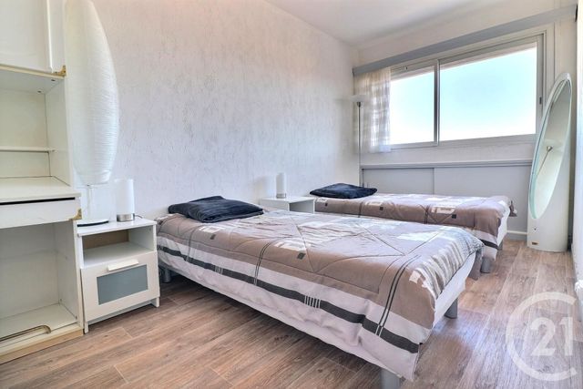 Appartement T3 à vendre - 3 pièces - 71.26 m2 - FREJUS - 83 - PROVENCE-ALPES-COTE-D-AZUR - Century 21 Sud Habitat Appartement T3 à vendre - 3 pièces - 71.26 m2 - FREJUS - 83 - PROVENCE-ALPES-COTE-D-AZUR - Century 21 Sud Habitat