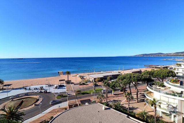 Appartement T3 à vendre - 3 pièces - 71.26 m2 - FREJUS - 83 - PROVENCE-ALPES-COTE-D-AZUR - Century 21 Sud Habitat Appartement T3 à vendre - 3 pièces - 71.26 m2 - FREJUS - 83 - PROVENCE-ALPES-COTE-D-AZUR - Century 21 Sud Habitat