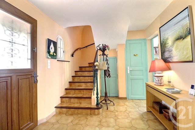 maison à vendre - 5 pièces - 155.0 m2 - FREJUS - 83 - PROVENCE-ALPES-COTE-D-AZUR - Century 21 Sud Habitat maison à vendre - 5 pièces - 155.0 m2 - FREJUS - 83 - PROVENCE-ALPES-COTE-D-AZUR - Century 21 Sud Habitat