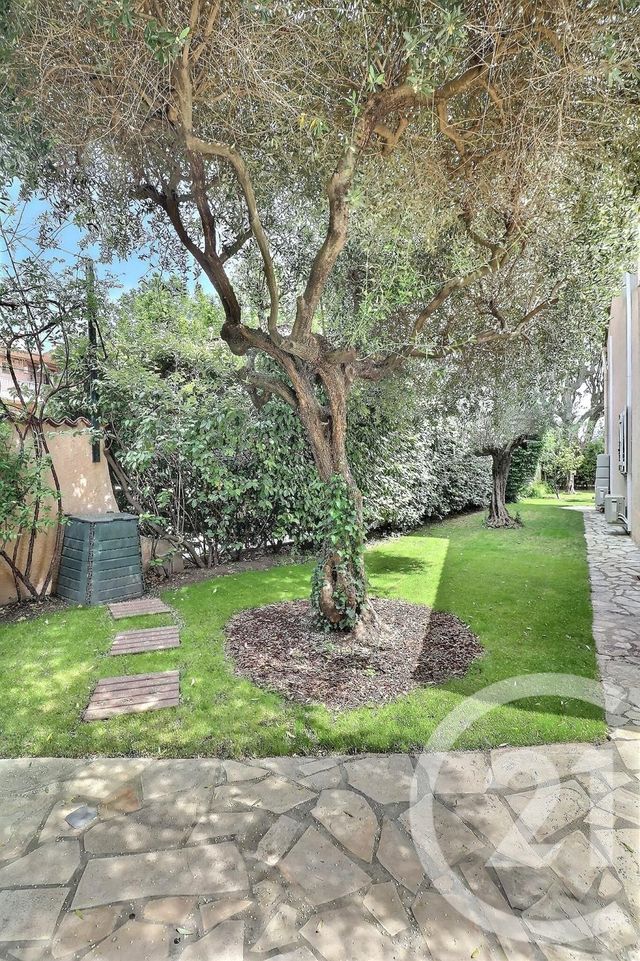 maison à vendre - 5 pièces - 155.0 m2 - FREJUS - 83 - PROVENCE-ALPES-COTE-D-AZUR - Century 21 Sud Habitat maison à vendre - 5 pièces - 155.0 m2 - FREJUS - 83 - PROVENCE-ALPES-COTE-D-AZUR - Century 21 Sud Habitat