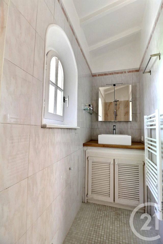 maison à vendre - 5 pièces - 155.0 m2 - FREJUS - 83 - PROVENCE-ALPES-COTE-D-AZUR - Century 21 Sud Habitat maison à vendre - 5 pièces - 155.0 m2 - FREJUS - 83 - PROVENCE-ALPES-COTE-D-AZUR - Century 21 Sud Habitat