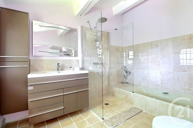 maison à vendre - 5 pièces - 155.0 m2 - FREJUS - 83 - PROVENCE-ALPES-COTE-D-AZUR - Century 21 Sud Habitat maison à vendre - 5 pièces - 155.0 m2 - FREJUS - 83 - PROVENCE-ALPES-COTE-D-AZUR - Century 21 Sud Habitat