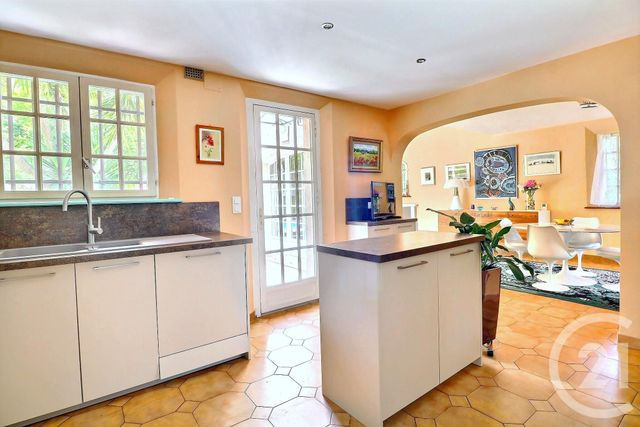 maison à vendre - 5 pièces - 155.0 m2 - FREJUS - 83 - PROVENCE-ALPES-COTE-D-AZUR - Century 21 Sud Habitat maison à vendre - 5 pièces - 155.0 m2 - FREJUS - 83 - PROVENCE-ALPES-COTE-D-AZUR - Century 21 Sud Habitat