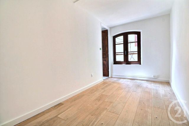 Appartement T2 à vendre - 2 pièces - 32.0 m2 - FREJUS - 83 - PROVENCE-ALPES-COTE-D-AZUR - Century 21 Sud Habitat Appartement T2 à vendre - 2 pièces - 32.0 m2 - FREJUS - 83 - PROVENCE-ALPES-COTE-D-AZUR - Century 21 Sud Habitat