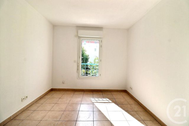 Appartement T2 à vendre - 2 pièces - 46.6 m2 - FREJUS - 83 - PROVENCE-ALPES-COTE-D-AZUR - Century 21 Sud Habitat Appartement T2 à vendre - 2 pièces - 46.6 m2 - FREJUS - 83 - PROVENCE-ALPES-COTE-D-AZUR - Century 21 Sud Habitat