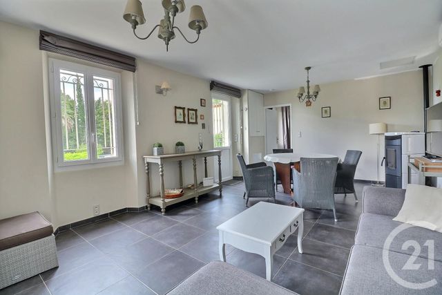 maison à vendre - 4 pièces - 78.0 m2 - ST RAPHAEL - 83 - PROVENCE-ALPES-COTE-D-AZUR - Century 21 Sud Habitat maison à vendre - 4 pièces - 78.0 m2 - ST RAPHAEL - 83 - PROVENCE-ALPES-COTE-D-AZUR - Century 21 Sud Habitat