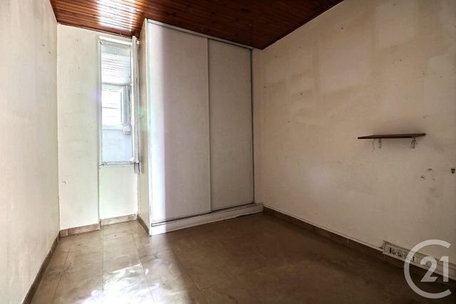 Appartement T4 à vendre - 4 pièces - 96.04 m2 - FREJUS - 83 - PROVENCE-ALPES-COTE-D-AZUR - Century 21 Sud Habitat Appartement T4 à vendre - 4 pièces - 96.04 m2 - FREJUS - 83 - PROVENCE-ALPES-COTE-D-AZUR - Century 21 Sud Habitat
