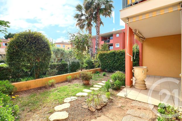 Appartement T3 à vendre - 3 pièces - 71.77 m2 - FREJUS - 83 - PROVENCE-ALPES-COTE-D-AZUR - Century 21 Sud Habitat Appartement T3 à vendre - 3 pièces - 71.77 m2 - FREJUS - 83 - PROVENCE-ALPES-COTE-D-AZUR - Century 21 Sud Habitat