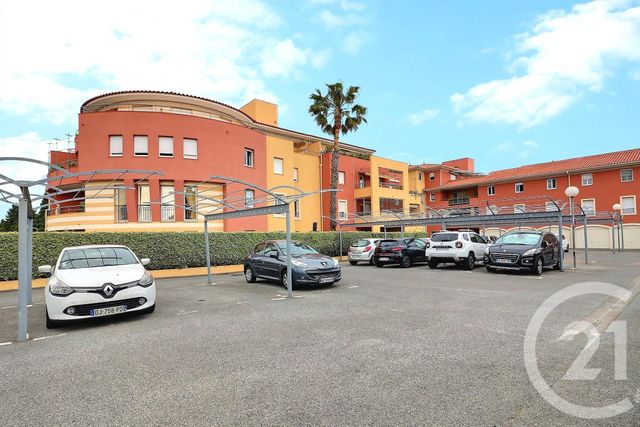 Appartement T3 à vendre - 3 pièces - 71.77 m2 - FREJUS - 83 - PROVENCE-ALPES-COTE-D-AZUR - Century 21 Sud Habitat Appartement T3 à vendre - 3 pièces - 71.77 m2 - FREJUS - 83 - PROVENCE-ALPES-COTE-D-AZUR - Century 21 Sud Habitat