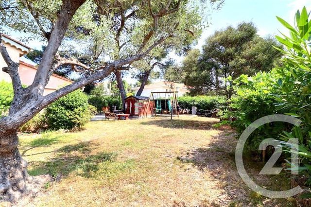 Afficher la photo en grand maison à vendre - 7 pièces - 170.0 m2 - ST RAPHAEL - 83 - PROVENCE-ALPES-COTE-D-AZUR - Century 21 Sud Habitat
