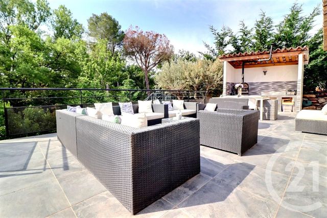 Afficher la photo en grand maison à vendre - 5 pièces - 158.0 m2 - PUGET SUR ARGENS - 83 - PROVENCE-ALPES-COTE-D-AZUR - Century 21 Sud Habitat