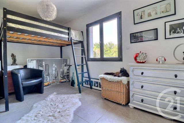 Afficher la photo en grand maison à vendre - 5 pièces - 158.0 m2 - PUGET SUR ARGENS - 83 - PROVENCE-ALPES-COTE-D-AZUR - Century 21 Sud Habitat
