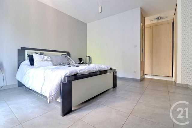 Afficher la photo en grand maison à vendre - 5 pièces - 158.0 m2 - PUGET SUR ARGENS - 83 - PROVENCE-ALPES-COTE-D-AZUR - Century 21 Sud Habitat