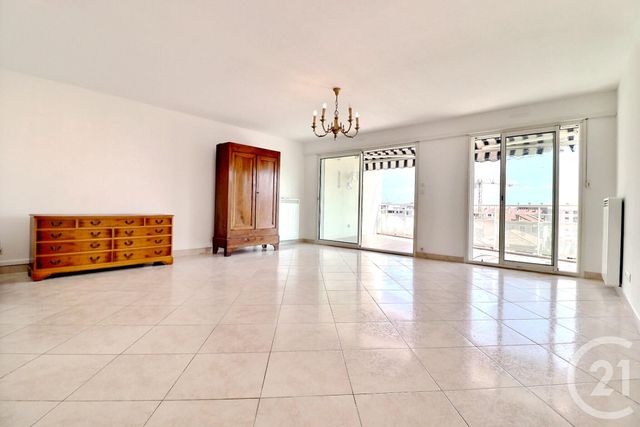 Afficher la photo en grand Appartement T4 à vendre - 3 pièces - 94.49 m2 - FREJUS - 83 - PROVENCE-ALPES-COTE-D-AZUR - Century 21 Sud Habitat