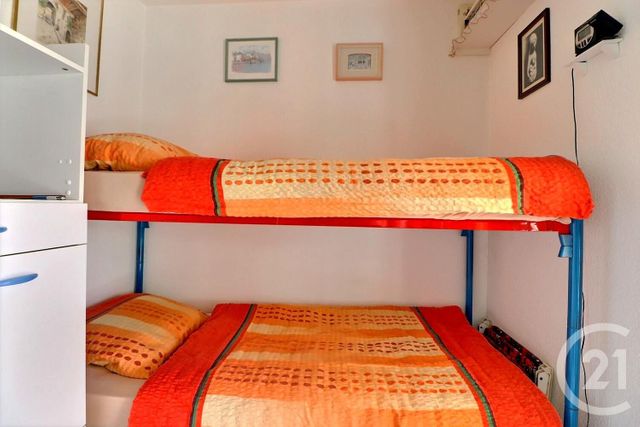 Afficher la photo en grand Studio Cabine à vendre - 1 pièce - 27.05 m2 - FREJUS - 83 - PROVENCE-ALPES-COTE-D-AZUR - Century 21 Sud Habitat