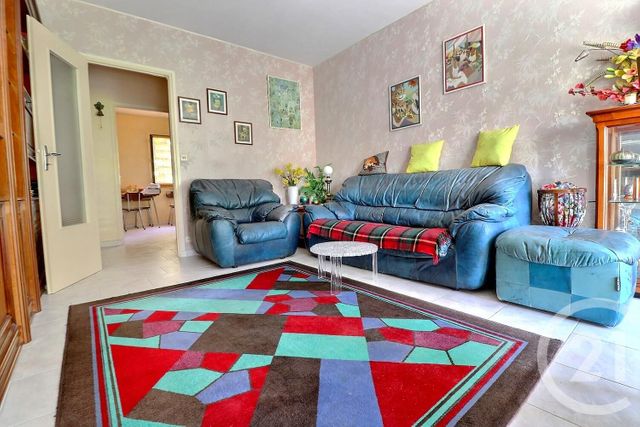 Afficher la photo en grand Appartement T2 à vendre - 2 pièces - 54.65 m2 - FREJUS - 83 - PROVENCE-ALPES-COTE-D-AZUR - Century 21 Sud Habitat