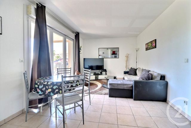 Afficher la photo en grand Appartement T2 à vendre - 2 pièces - 45.87 m2 - FREJUS - 83 - PROVENCE-ALPES-COTE-D-AZUR - Century 21 Sud Habitat