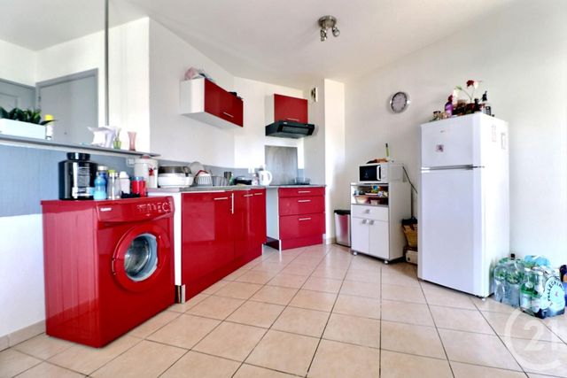Afficher la photo en grand Appartement T2 à vendre - 2 pièces - 45.87 m2 - FREJUS - 83 - PROVENCE-ALPES-COTE-D-AZUR - Century 21 Sud Habitat