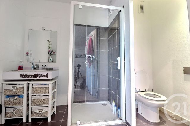 Afficher la photo en grand Appartement T2 à vendre - 2 pièces - 45.87 m2 - FREJUS - 83 - PROVENCE-ALPES-COTE-D-AZUR - Century 21 Sud Habitat