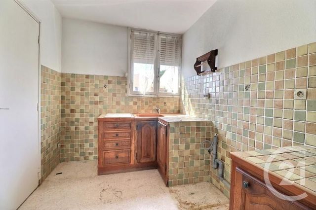 Afficher la photo en grand Appartement T2 à vendre - 2 pièces - 49.0 m2 - FREJUS - 83 - PROVENCE-ALPES-COTE-D-AZUR - Century 21 Sud Habitat