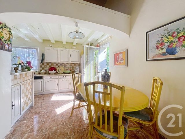 maison à vendre - 7 pièces - 129.82 m2 - FREJUS - 83 - PROVENCE-ALPES-COTE-D-AZUR - Century 21 Sud Habitat