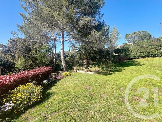maison à vendre - 4 pièces - 152.38 m2 - FREJUS - 83 - PROVENCE-ALPES-COTE-D-AZUR - Century 21 Sud Habitat
