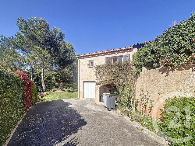 maison à vendre - 4 pièces - 152.38 m2 - FREJUS - 83 - PROVENCE-ALPES-COTE-D-AZUR - Century 21 Sud Habitat