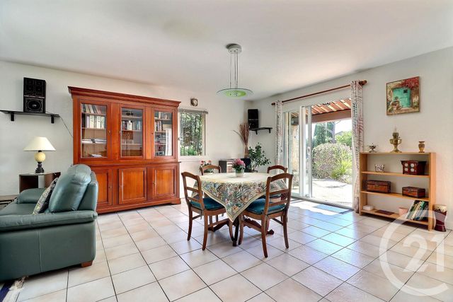 maison à vendre - 4 pièces - 152.38 m2 - FREJUS - 83 - PROVENCE-ALPES-COTE-D-AZUR - Century 21 Sud Habitat