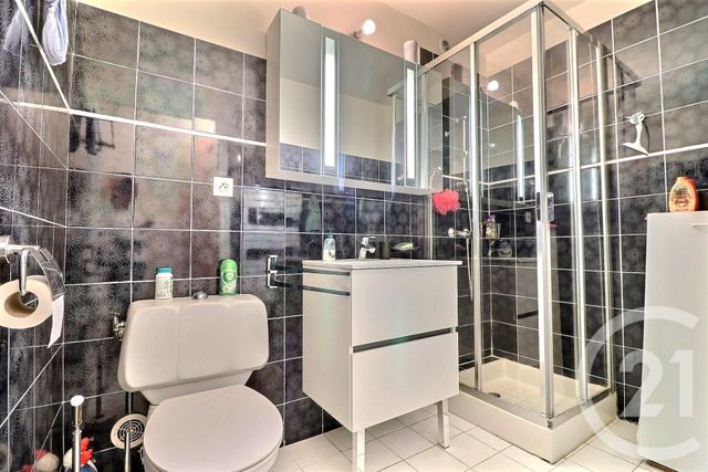 maison à vendre - 4 pièces - 152.38 m2 - FREJUS - 83 - PROVENCE-ALPES-COTE-D-AZUR - Century 21 Sud Habitat