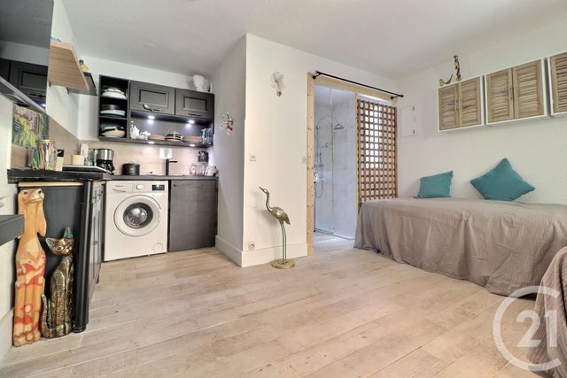 Appartement F1 à vendre - 1 pièce - 17.47 m2 - FREJUS - 83 - PROVENCE-ALPES-COTE-D-AZUR - Century 21 Sud Habitat
