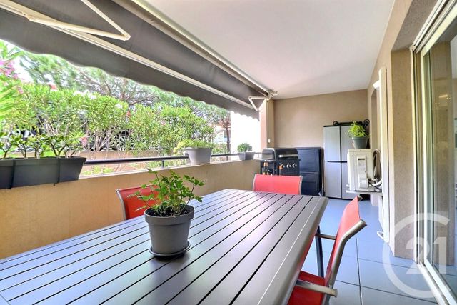 Appartement T4 à vendre - 4 pièces - 70.72 m2 - FREJUS - 83 - PROVENCE-ALPES-COTE-D-AZUR - Century 21 Sud Habitat